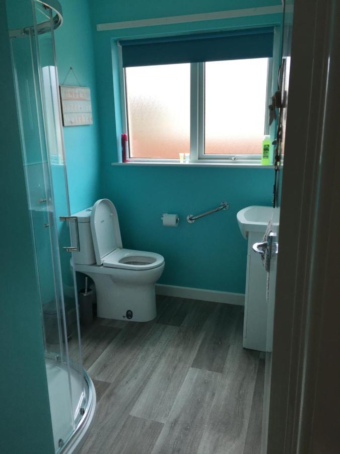 Wristland Court, * Watchet